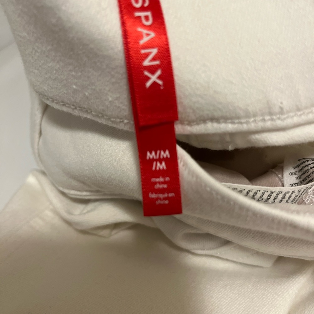 SPANX White Pull-on Skinny Jeans - Picture 5 of 5